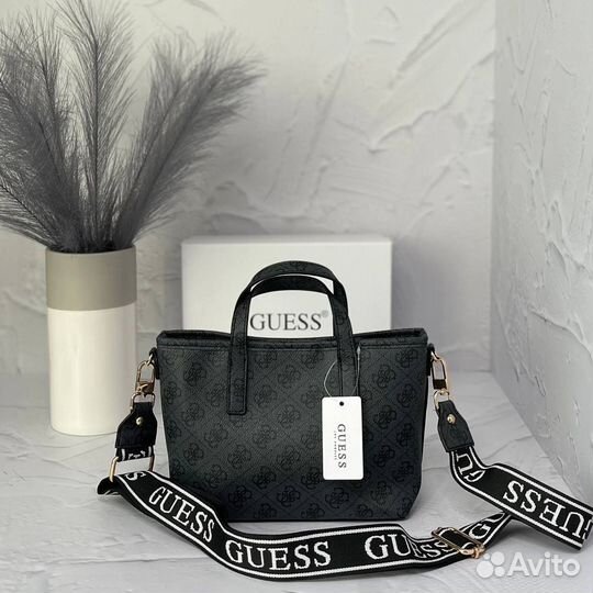 Сумка Guess