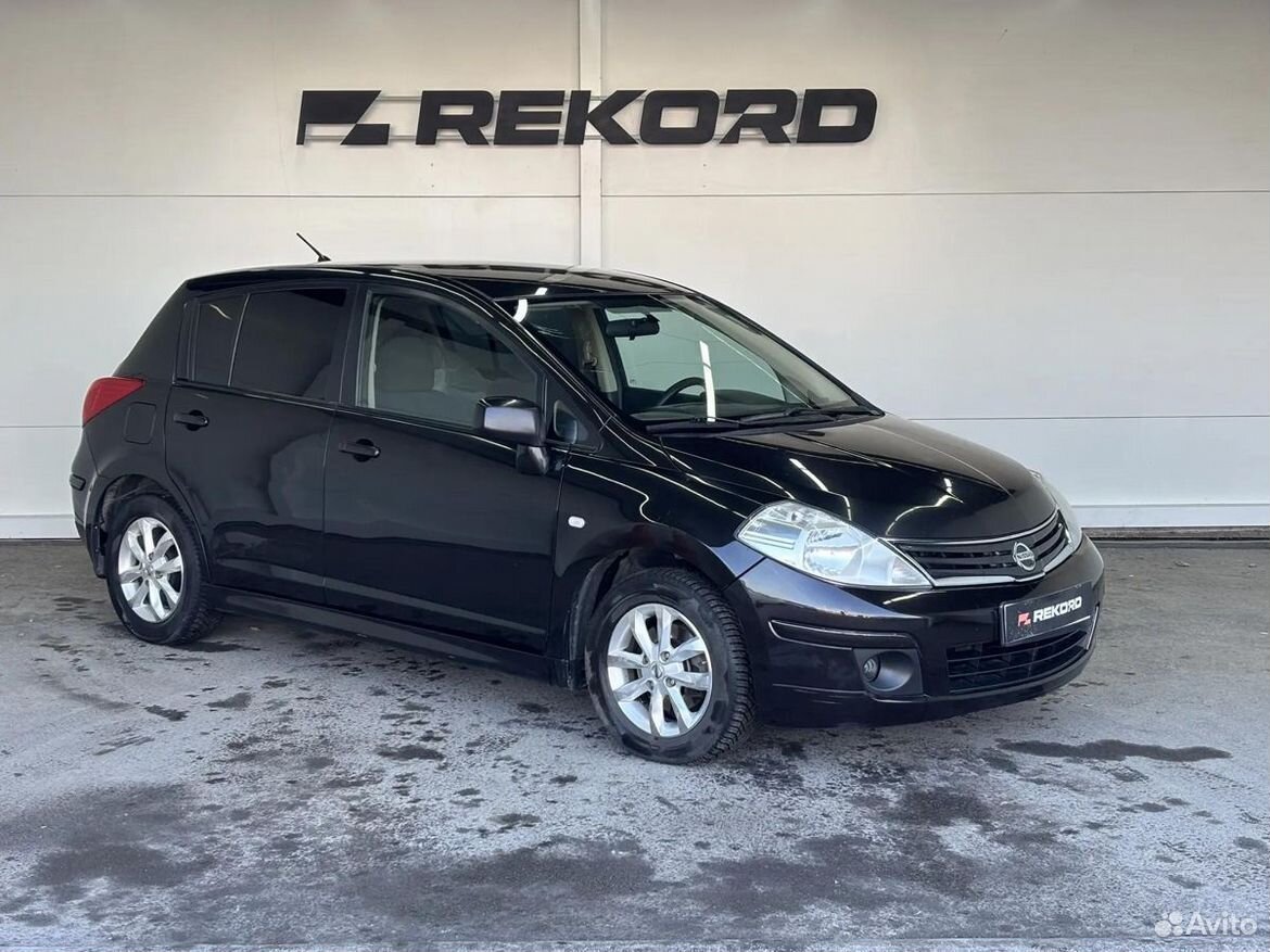Nissan Tiida 1.6 AT, 2012, 261 421 км