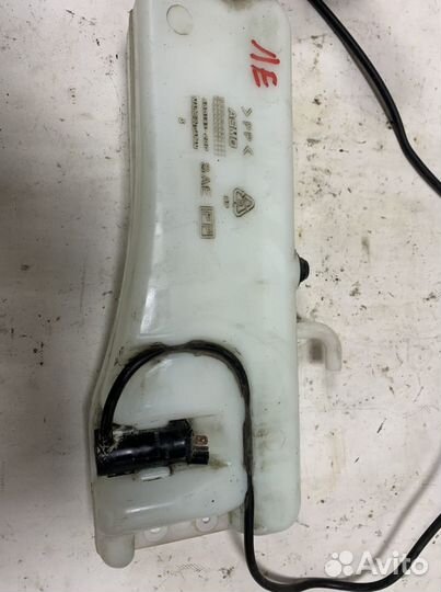 Бачок омывателя стекол Pajero 2