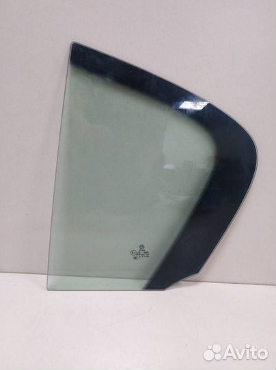 Стекло двери задней левой форточка Volkswagen Pass