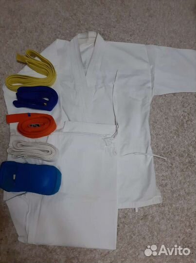 Кимоно для занятий каратэ