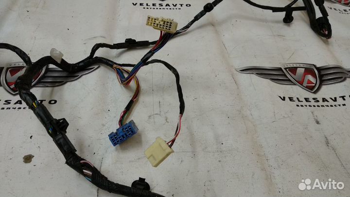 Проводка Mitsubishi Outlander XL 2005-2009 год