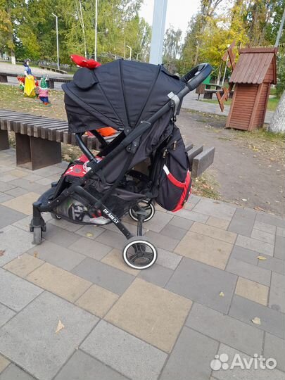 Прогулочная коляска