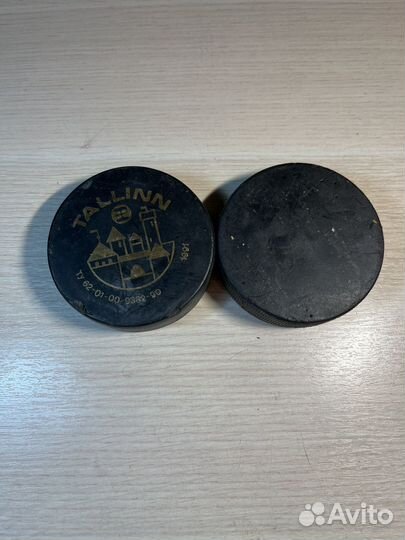 Шайба хоккейная