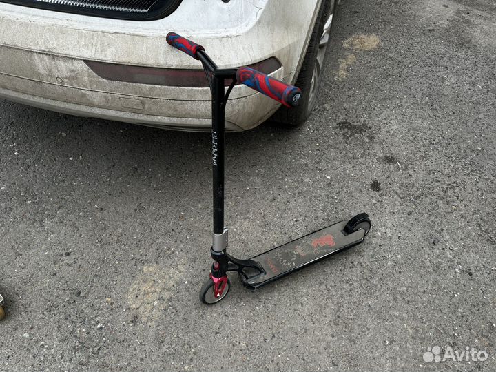 Трюковой самокат