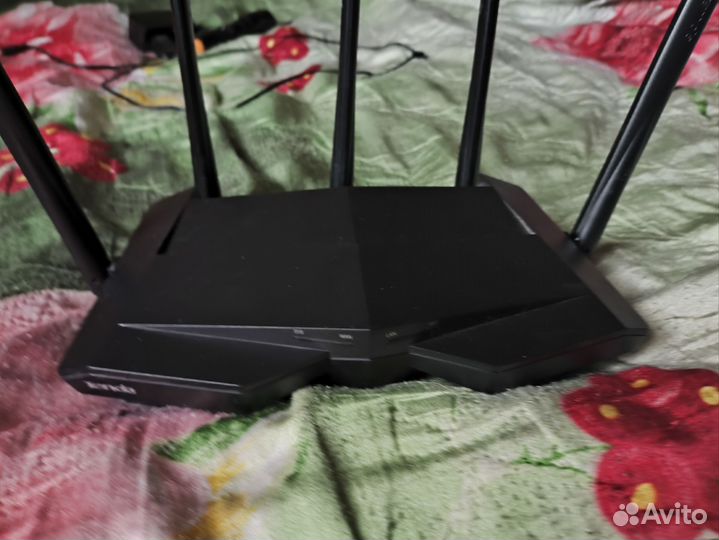 Роутер Tenda ac11