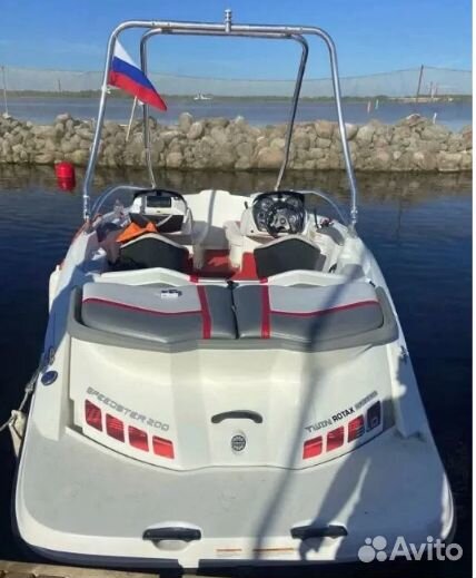 Катер BRP Sea-Doo Speedster 200