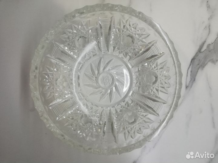 Салатник, вазочка с ручкой, конфетница, пепельница