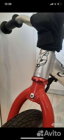 Беговел jetcat