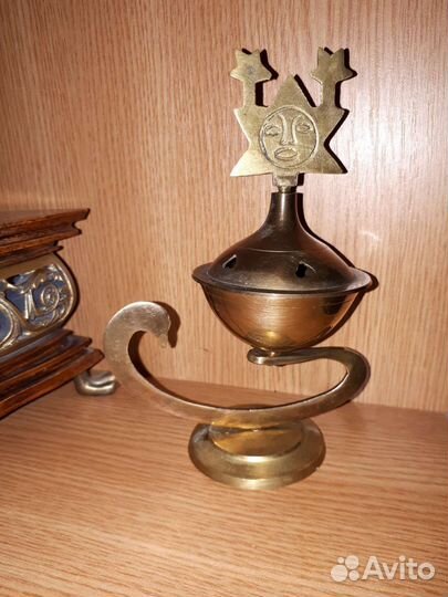 Подсвечник