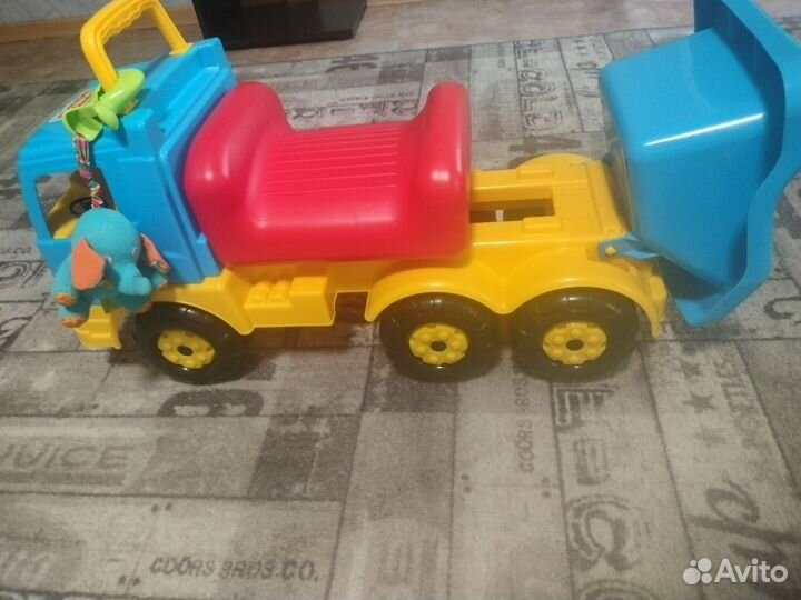 Детская машинка каталка толокар