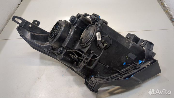 Фара (передняя) левая Cadillac SRX