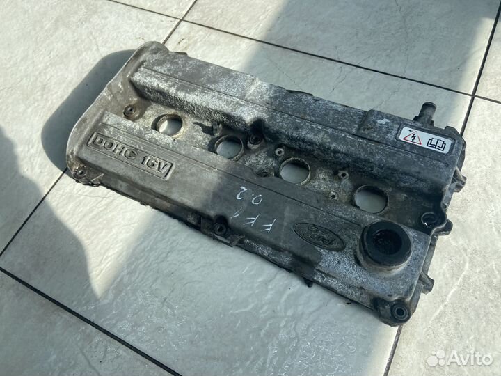 Клапанная крышка Ford Focus 1