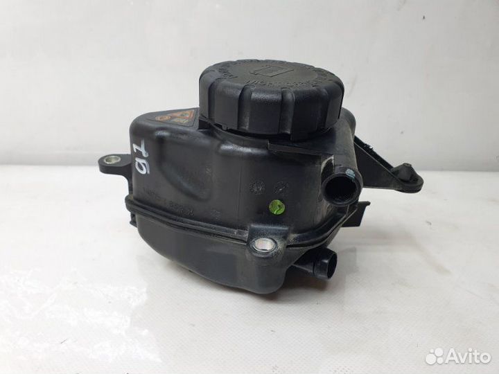 Бачок расширительный Mercedes-Benz C W205 2.0 2014