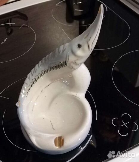 Фарфоровая пепельница