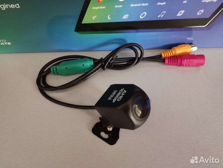 Камера заднего вида Teyes ahd