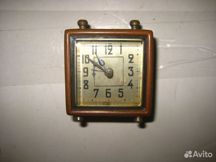 Старинные часы