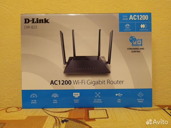 Wi-Fi роутер D-Link DIR-825 AC1200 (новый)