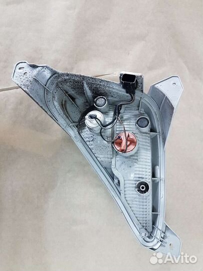 Фонарь задний в бампер правый Kia Cerato 4