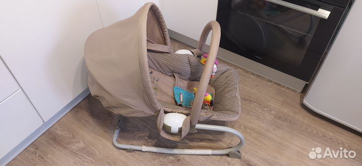 Шезлонг детский