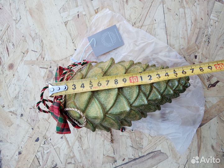 Декоративная шишка