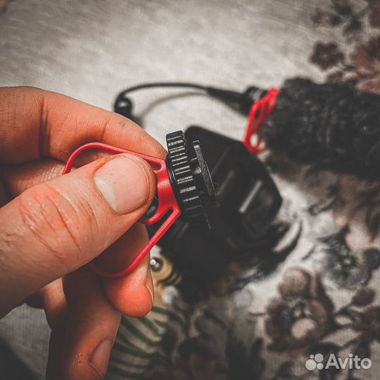 Держатель (крепление) для микрофона boya by-mm1