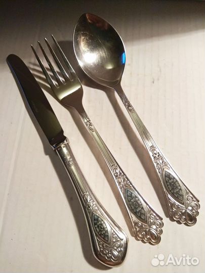 Набор столовых приборов. Серебро