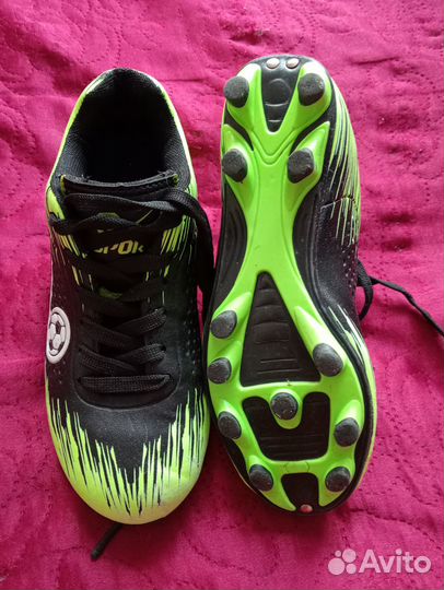 Футбольные бутсы