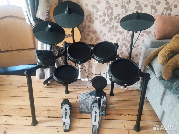 Alesis nitro mesh kit