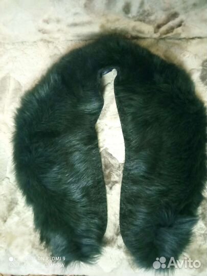Меховой воротник с манжетами