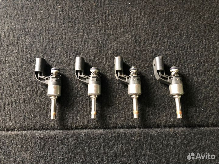 VolksWagen Touran Форсунка Инжекторная