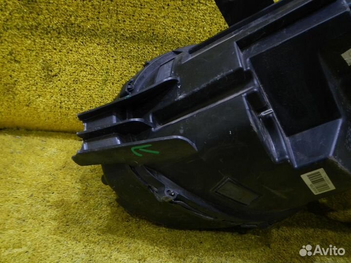 Фара правая Bentley Bentayga