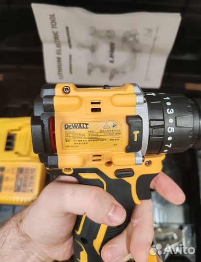 Бесщеточный шуруповерт ударный Dewalt 20 v 6 ампер