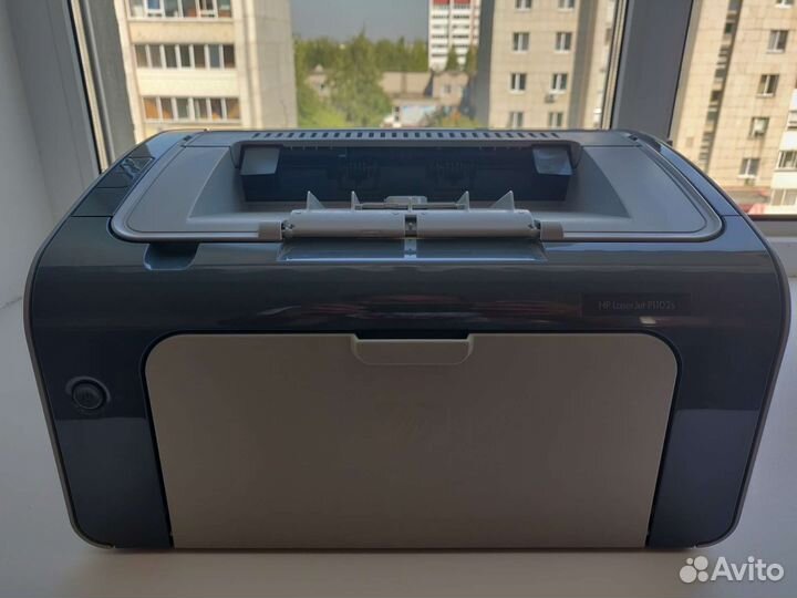 Принтер HP laserjet p1102s