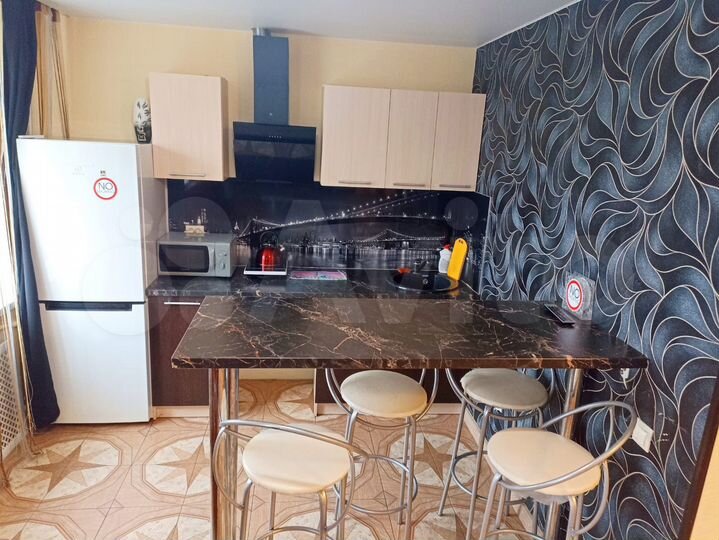 2-к. квартира, 45 м², 3/9 эт.