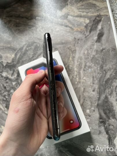 iPhone X, 64 ГБ