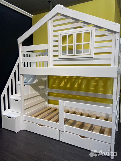 Двухъярусная кровать с Домиком