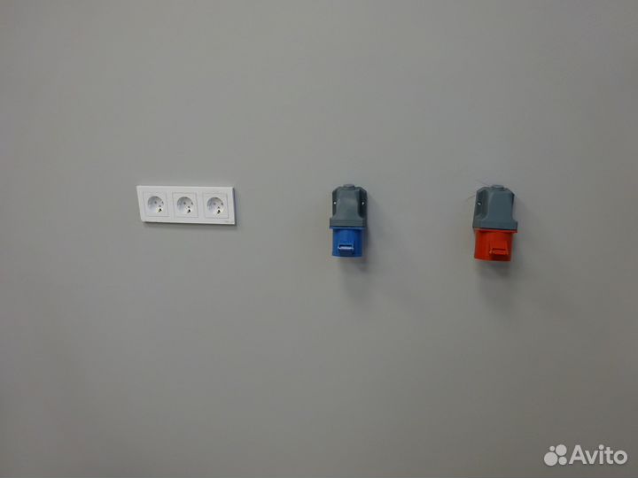 Электрик. Монтаж розеток и выключателей