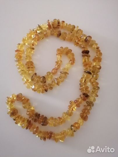 Янтарные бусы