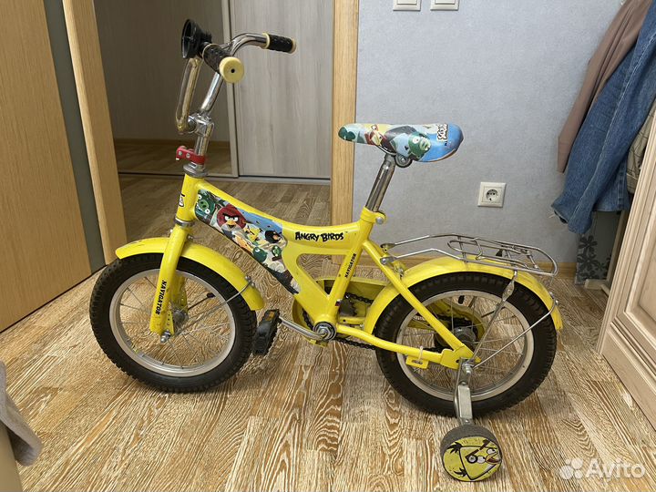 Четырехколесный велосипед