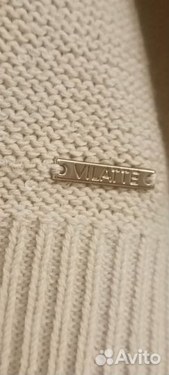 Женский джемпер с пайетками