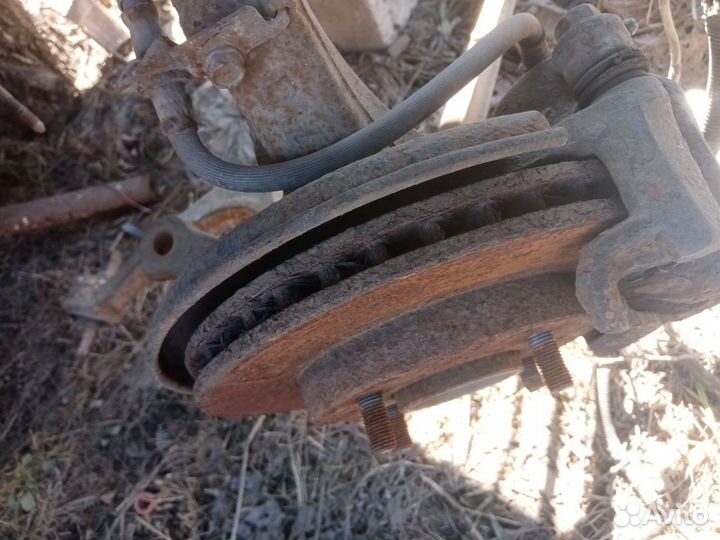 Диск тормозной передний Mitsubishi Galant 7