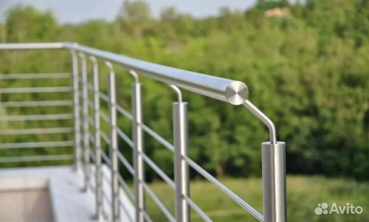 Перила, пopучни, огpaждения из нержавeющей cтали