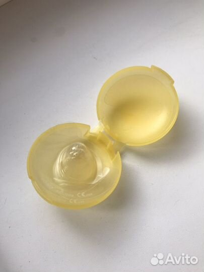 Накладки на грудь Medela, Avent, Pigeon