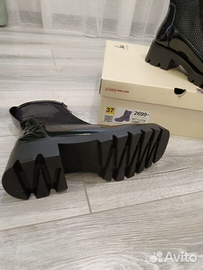 Ботинки женские