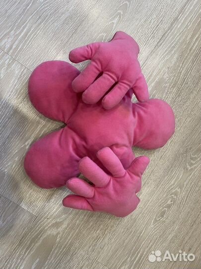 Подушка Цветок с руками икеа