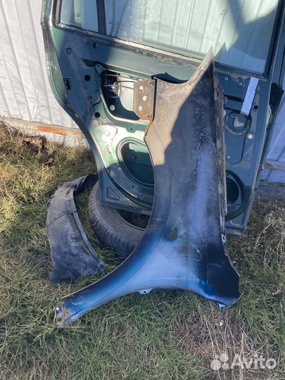 Переднее правое крыло opel astra g