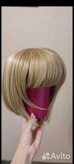 Парик карэ блонд