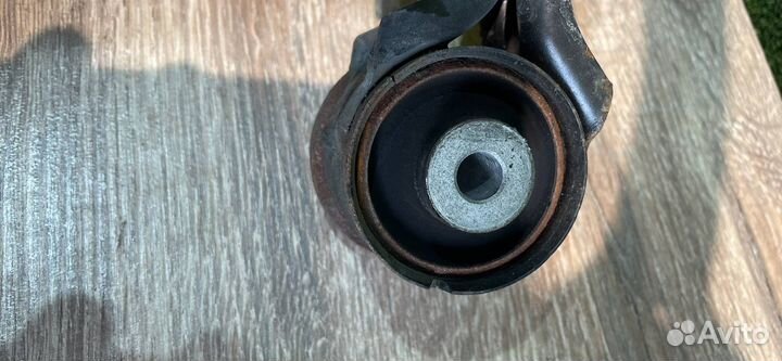 Рычаг передний левый Tesla Model S 2016 600653200