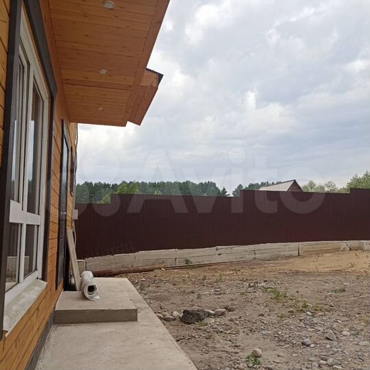 Дом 240 м² на участке 8 сот.